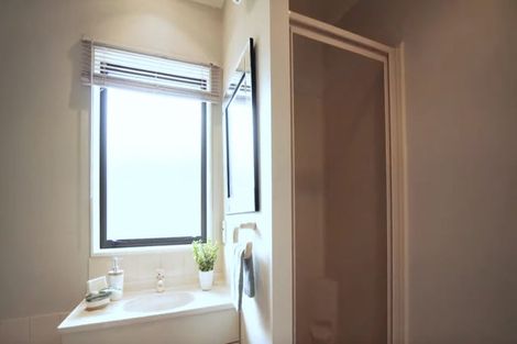 Photo of property in 143 Summerhill Drive, Fitzherbert, Palmerston North, 4410