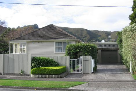 Photo of property in 2 Mcdonald Street, Taita, Lower Hutt, 5011