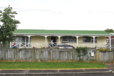 Photo of property in 17 Kealy Road, Mount Wellington, Auckland, 1062