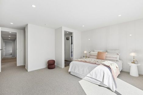 Photo of property in 14 Caroline Way, Abbotsford, 9018