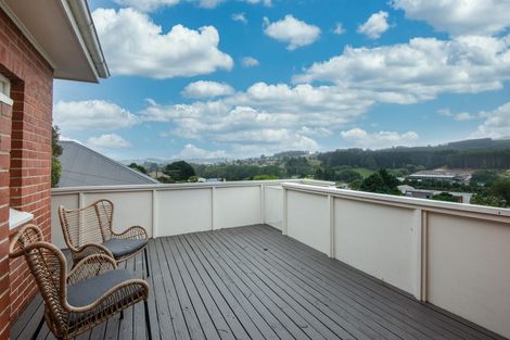 Photo of property in 10 Scotland Terrace, Green Island, Dunedin, 9018