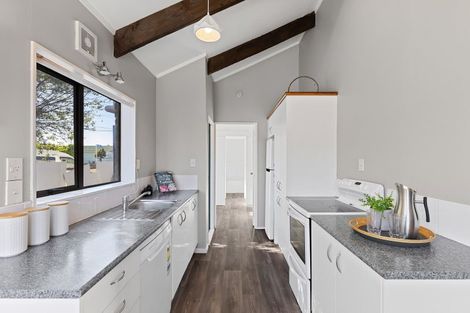 Photo of property in 65a Vardon Road, St Andrews, Hamilton, 3200