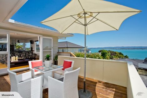 Photo of property in 41 Sea Vista Avenue, Beach Haven, Auckland, 0626