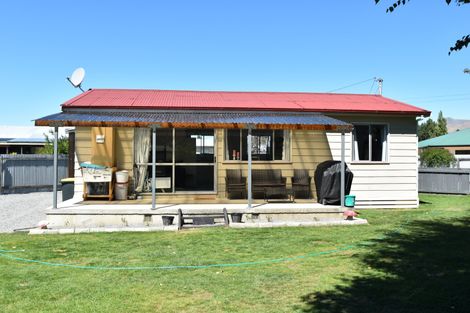 Photo of property in 14 Mackenzie Drive, Twizel, 7901