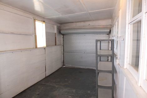 Photo of property in 27 Roore Street, Foxton Beach, Foxton, 4815