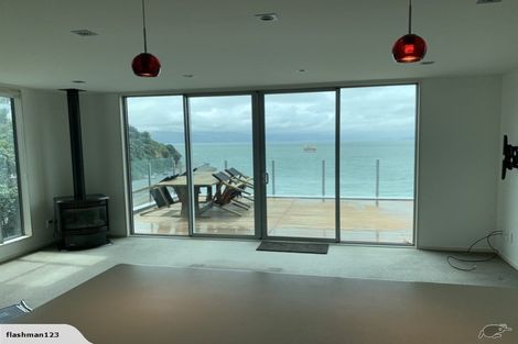 Photo of property in 218 Evans Bay Parade, Hataitai, Wellington, 6021