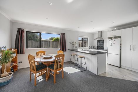 Photo of property in 86 King Street, Taradale, Napier, 4112