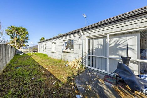 Photo of property in 19 Senator Drive, Manurewa, Auckland, 2105