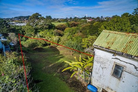 Photo of property in 1608 Great North Road, Waterview, Auckland, 1026