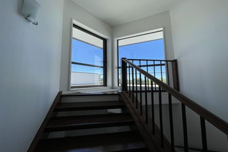 Photo of property in 941a East Coast Road, Torbay, Auckland, 0630