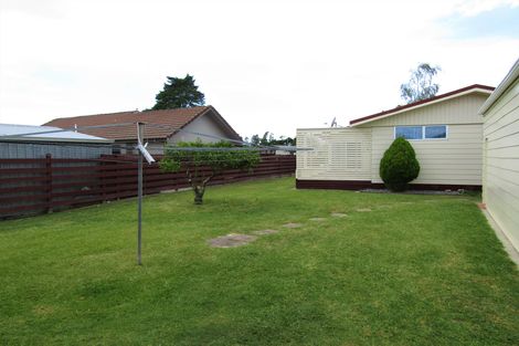 Photo of property in 20 Tawhara Place, Edgecumbe, 3120