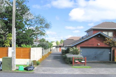Photo of property in 2/13 Morrow Avenue, Bucklands Beach, Auckland, 2012