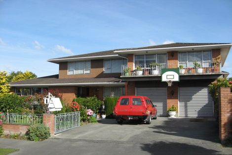 Photo of property in 1 Camrose Place, Ilam, Christchurch, 8041