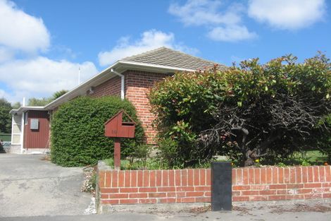 Photo of property in 10 Ardmore Place, Bishopdale, Christchurch, 8053