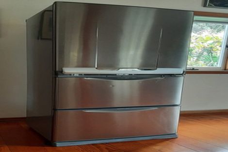 Photo of property in 81 Vauxhall Road, Devonport, Auckland, 0624