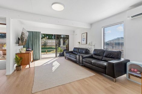 Photo of property in 46 Lee Street, Te Puke, 3119