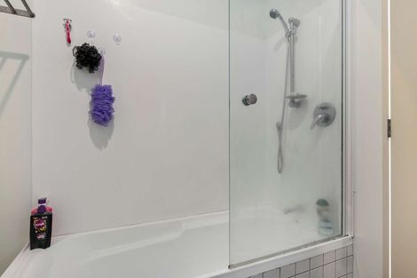 Photo of property in 48 Albionvale Road, Glen Eden, Auckland, 0602