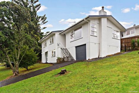 Photo of property in 28 Hilling Street, Titirangi, Auckland, 0604