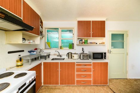 Photo of property in 35 Beaven Street, Marton, 4710