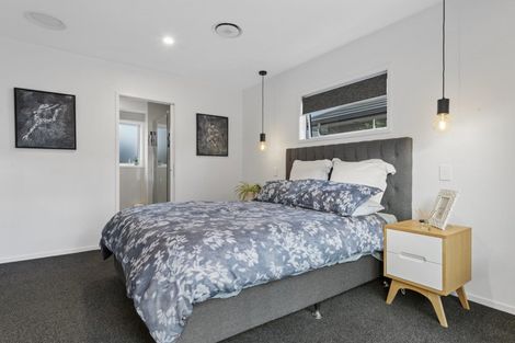 Photo of property in 74 Penetaka Heights, Pyes Pa, Tauranga, 3112