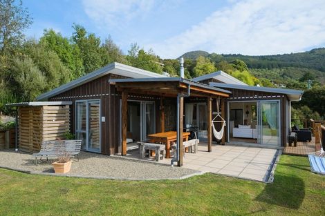 Photo of property in 35 Bradley Road, Osborne, Port Chalmers, 9081