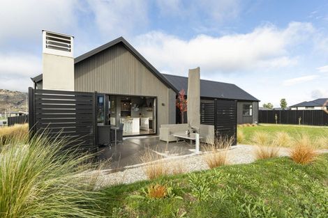 Photo of property in 7 Hatters Lane, Mount Pisa, 9383