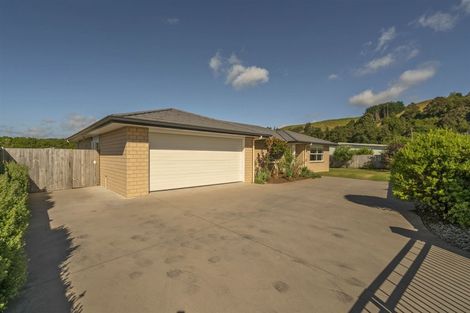 Photo of property in 11 Alf Simpson Drive, Whitianga, 3510