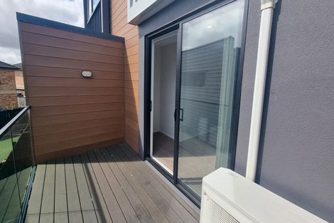 Photo of property in 25 Marumaru Lane, Manurewa, Auckland, 2102