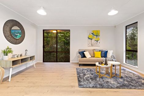 Photo of property in 1/28 Katrina Place, Massey, Auckland, 0614