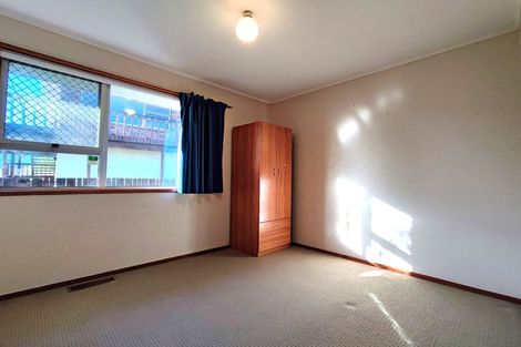 Photo of property in 2/38 Akoranga Drive, Northcote, Auckland, 0627