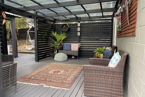 Photo of property in 25 Routley Drive, Glen Eden, Auckland, 0602