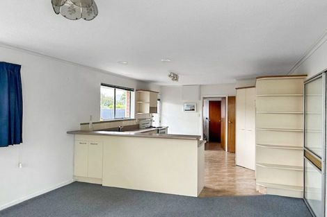 Photo of property in 22 Bucknell Street, Sockburn, Christchurch, 8042