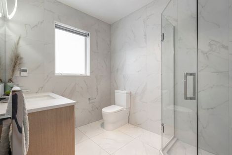 Photo of property in 2 Arriere Lane, Silverdale, 0932