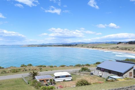 Photo of property in 28 Nasmyth Street, Kakanui, Oamaru, 9495