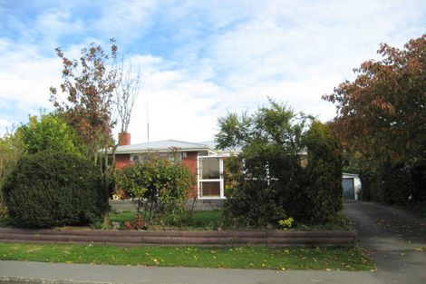 Photo of property in 6 Gloaming Place, Sockburn, Christchurch, 8042