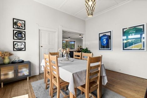 Photo of property in 2 Mcdonald Street, Napier South, Napier, 4110