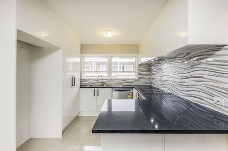 Photo of property in 14 Kayes Road, Pukekohe, 2120