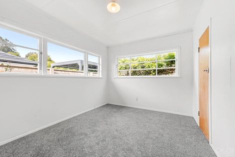 Photo of property in 11 Black Beech Street, Birchville, Upper Hutt, 5018