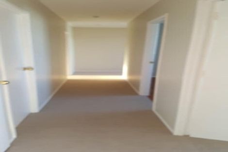 Photo of property in 1/212 Sunnynook Road, Totara Vale, Auckland, 0627