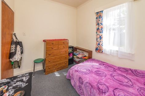 Photo of property in 100 Gonville Avenue, Gonville, Whanganui, 4501