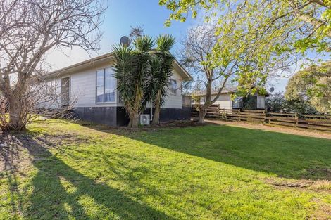 Photo of property in 13 John Walker Drive, Manurewa, Auckland, 2102