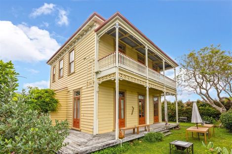 Photo of property in 300 Queen Sh25 Street, Thames, 3500