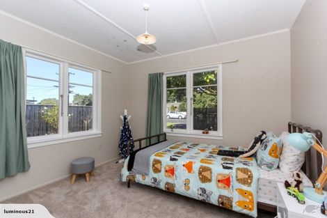 Photo of property in 225a Huatoki Street, Upper Vogeltown, New Plymouth, 4310