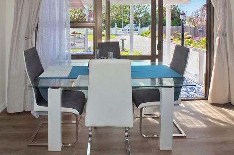 Photo of property in 22 Shortt Street, Foxton Beach, Foxton, 4815