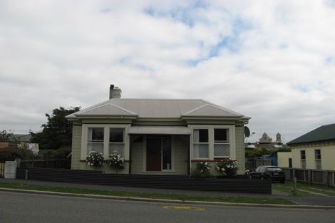 Photo of property in 19 Victoria Street, Parkside, Timaru, 7910