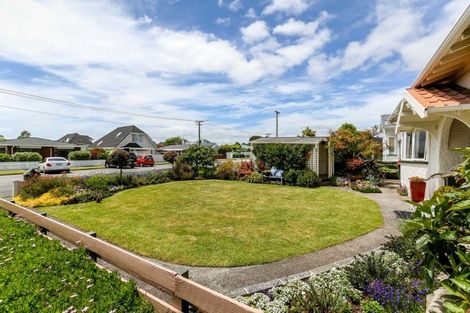 Photo of property in 8 Norman Street, Lower Vogeltown, New Plymouth, 4310