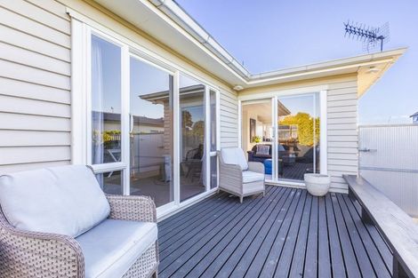 Photo of property in 1/11 Chester Street, Taradale, Napier, 4112