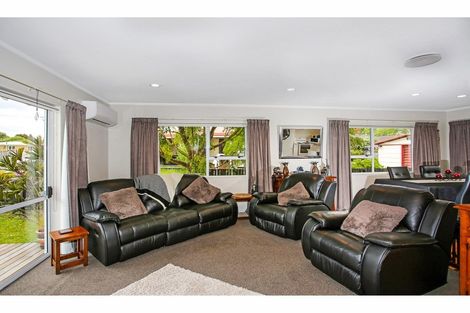 Photo of property in 3 Alpha Street, Papakura, 2110