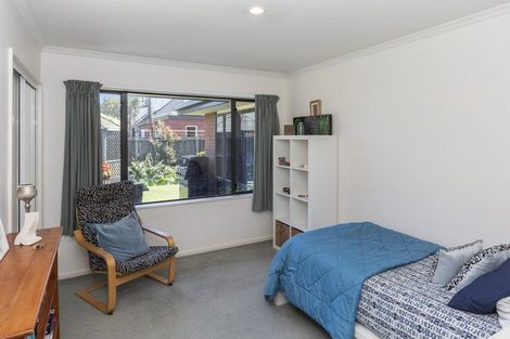 Photo of property in 6 Berkshire Drive, Avonhead, Christchurch, 8042
