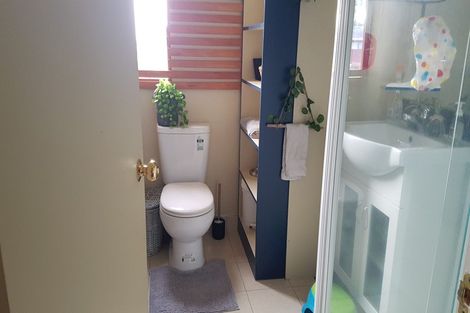 Photo of property in 13 Bruce Road, Glenfield, Auckland, 0629